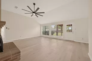 1404 Osborne Dr, Friendswood, TX 77546 - Photo 9