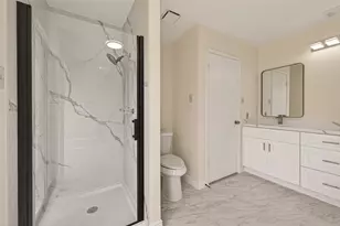 1404 Osborne Dr, Friendswood, TX 77546 - Photo 41