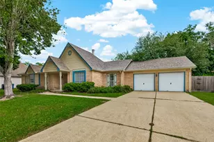 1404 Osborne Dr, Friendswood, TX 77546 - Photo 3