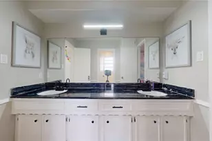 8103 Wycomb Dr, Houston, TX 77070 - Photo 35