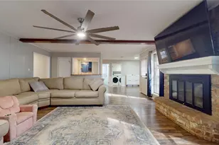 8103 Wycomb Dr, Houston, TX 77070 - Photo 19