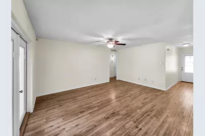 1438 W Palm Drive, Winnie, TX 77665 - Photo 15