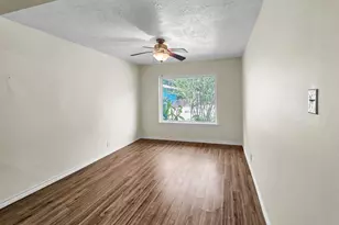 1438 W Palm Dr, Winnie, TX 77665 - Photo 21