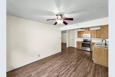 1438 W Palm Drive, Winnie, TX 77665 - Photo 23