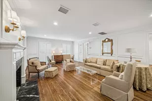 3444 Meadow Lake Ln, Houston, TX 77027 - Photo 11