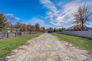898 Rd 3556, Cleveland, TX 77327 - Photo 35