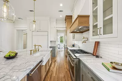 1119 E 7th 1/2 Street, Houston, TX 77009 - Photo 17