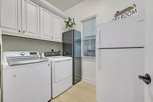 2204 Stillhouse Hollow Ln, Friendswood, TX 77546 - Photo 23