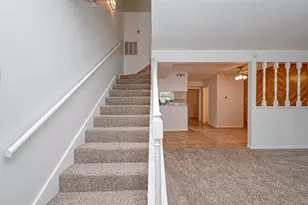 1911 Sherwood Forest St, Houston, TX 77043 - Photo 3