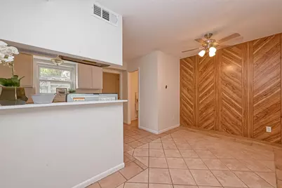 1911 Sherwood Forest Street #9, Houston, TX 77043 - Photo 9