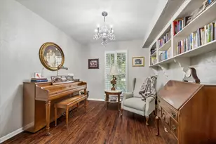 13926 Perthshire Rd, Houston, TX 77079 - Photo 19