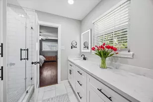 13926 Perthshire Rd, Houston, TX 77079 - Photo 23