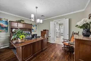 13926 Perthshire Rd, Houston, TX 77079 - Photo 7