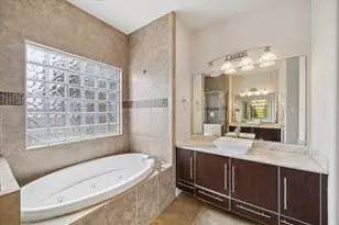 3041 Clinton Dr, Houston, TX 77020 - Photo 17