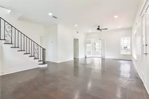 816 Hawthorne St, Houston, TX 77006 - Photo 9