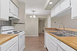 250 El Dorado Blvd, Webster, TX 77598 - Photo 5