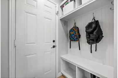 6546 Lindyann Lane, Houston, TX 77008 - Photo 25