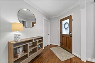 6546 Lindyann Ln, Houston, TX 77008 - Photo 5