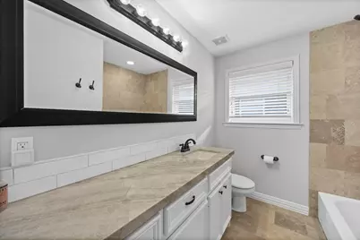 6546 Lindyann Lane, Houston, TX 77008 - Photo 17