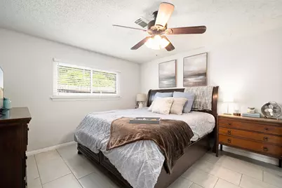 2109 Victoria Court, League City, TX 77573 - Photo 13