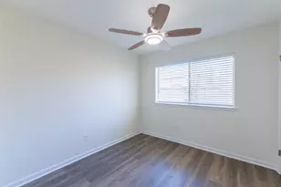 12234 Fetlock Dr, Houston, TX 77065 - Photo 11