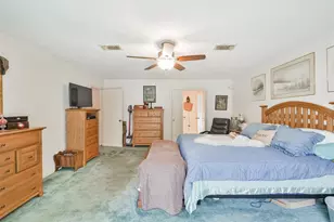 1602 N Hollow Dr, Humble, TX 77396 - Photo 15