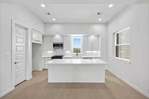 523 Hillwood Hts Dr, Houston, TX 77091 - Photo 15