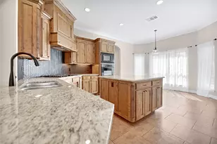 305 Main St, Roanoke, TX 76262 - Photo 5