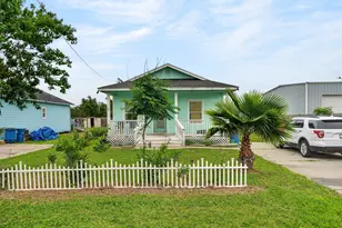 1824 Hwy 35 S, Rockport, TX 78382 - Photo 1