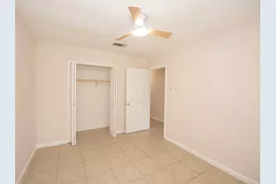 711 Voyager Drive, Houston, TX 77062 - Photo 21