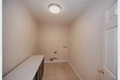 711 Voyager Drive, Houston, TX 77062 - Photo 27