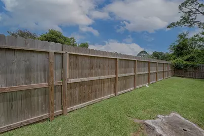 711 Voyager Drive, Houston, TX 77062 - Photo 33