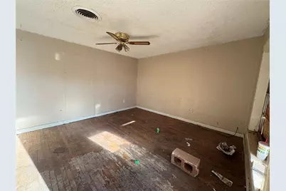 1009 Scurry Street, Big Spring, TX 79720 - Photo 3