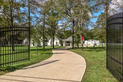 31219 Edgewater Dr Drive, Magnolia, TX 77354 - Photo 5