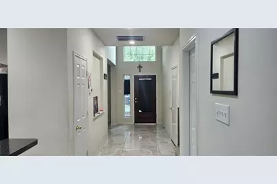 11011 Stoneridge Canyon Court, Houston, TX 77089 - Photo 3