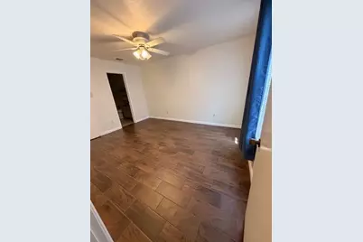 8271 Creekbend Drive #8271, Houston, TX 77071 - Photo 9