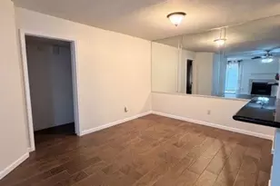8271 Creekbend Dr, Houston, TX 77071 - Photo 7