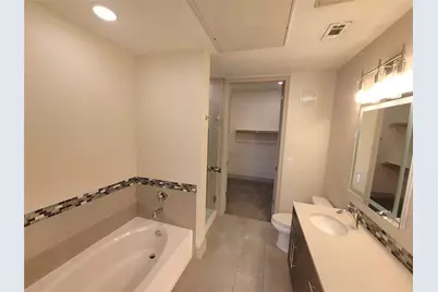 1800 St Joseph Parkway #426, Houston, TX 77003 - Photo 11