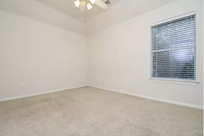 6 S Burberry Park Circle, The Woodlands, TX 77382 - Photo 21