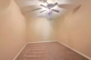 801 Queenswood, Montgomery, TX 77316 - Photo 7