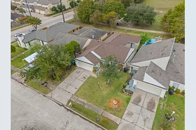 10714 Sherburne Drive, Houston, TX 77072 - Photo 37