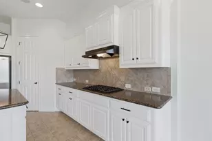 1906 Lake Grayson Dr, Katy, TX 77494 - Photo 13