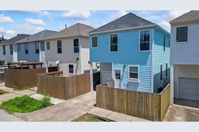 4439 Spencer Street, Houston, TX 77007 - Photo 9