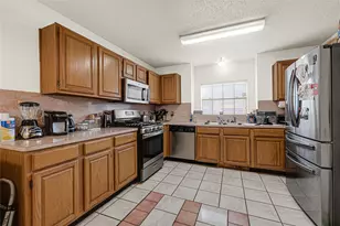 1106 St John Dr, Pearland, TX 77584 - Photo 7