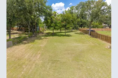 10525 Muscatine Street, Houston, TX 77029 - Photo 11