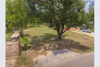 10525 Muscatine Street, Houston, TX 77029 - Photo 7