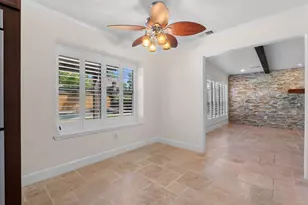 3725 Autumn Ln, Baytown, TX 77521 - Photo 13