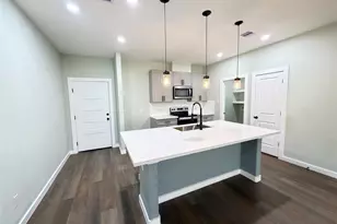 387 Autumn Ln, Livingston, TX 77351 - Photo 7