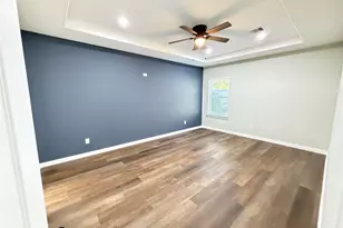 387 Autumn Ln, Livingston, TX 77351 - Photo 13