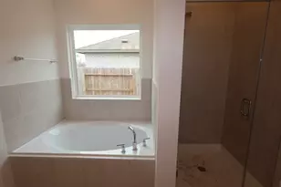 1618 Birch Wood Dr, Rosenberg, TX 77471 - Photo 7